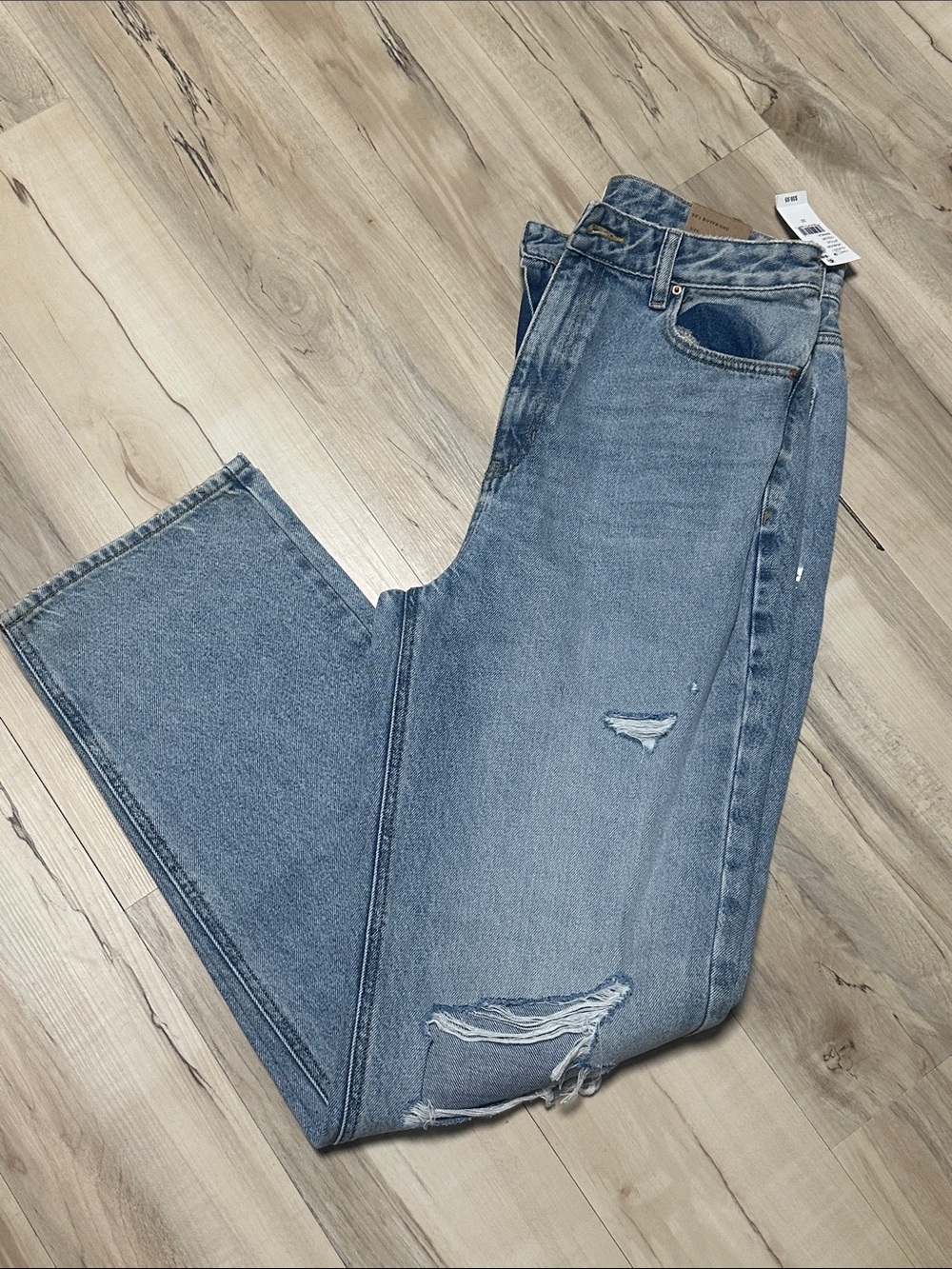 Pacsun 90’s Boyfriend Light Blue Distressed Straight Leg Jeans